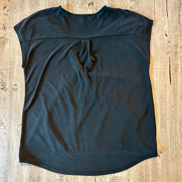 Green Envelope Bubble Top - Picture 2 of 6